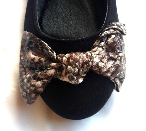 Brett-34 <br>snakeskin bow flat shoe