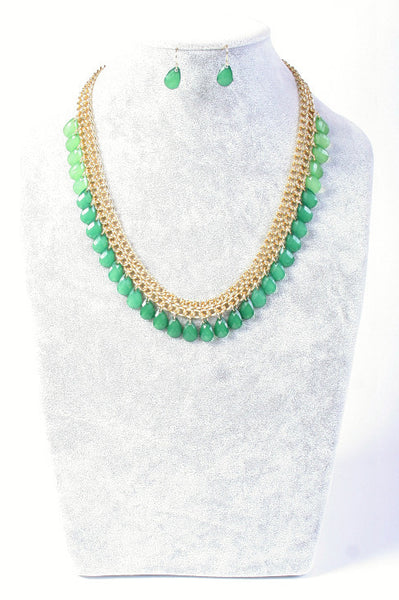 Court <br> gold and emerald necklace