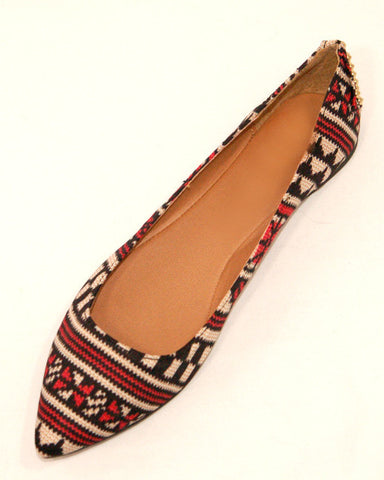 Site-01 <br> tribal inspired ballet flats