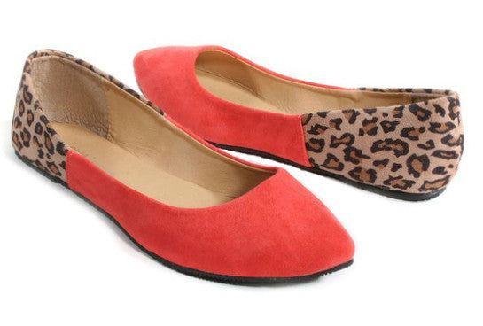 *Melvina <br> coral and leopard flat*