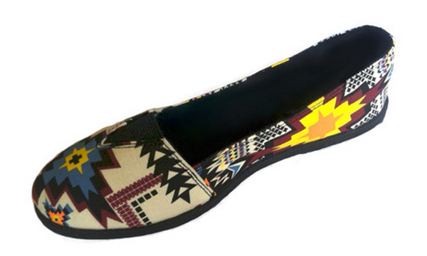 Morty <br> aztec canvas flat