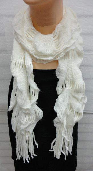 Lyn <br> knit scarf